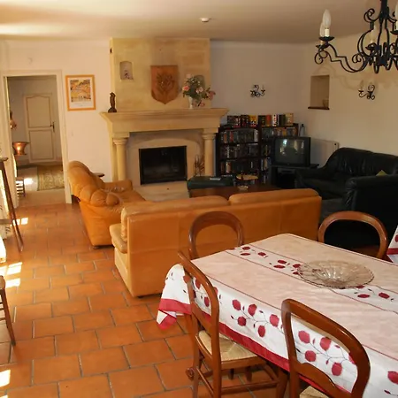 Le Logis Du Port Vila *