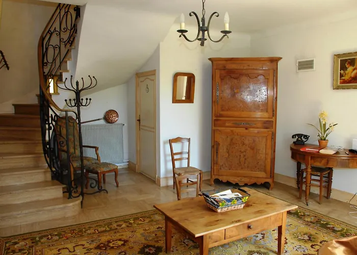 Le Logis Du Port Vila *